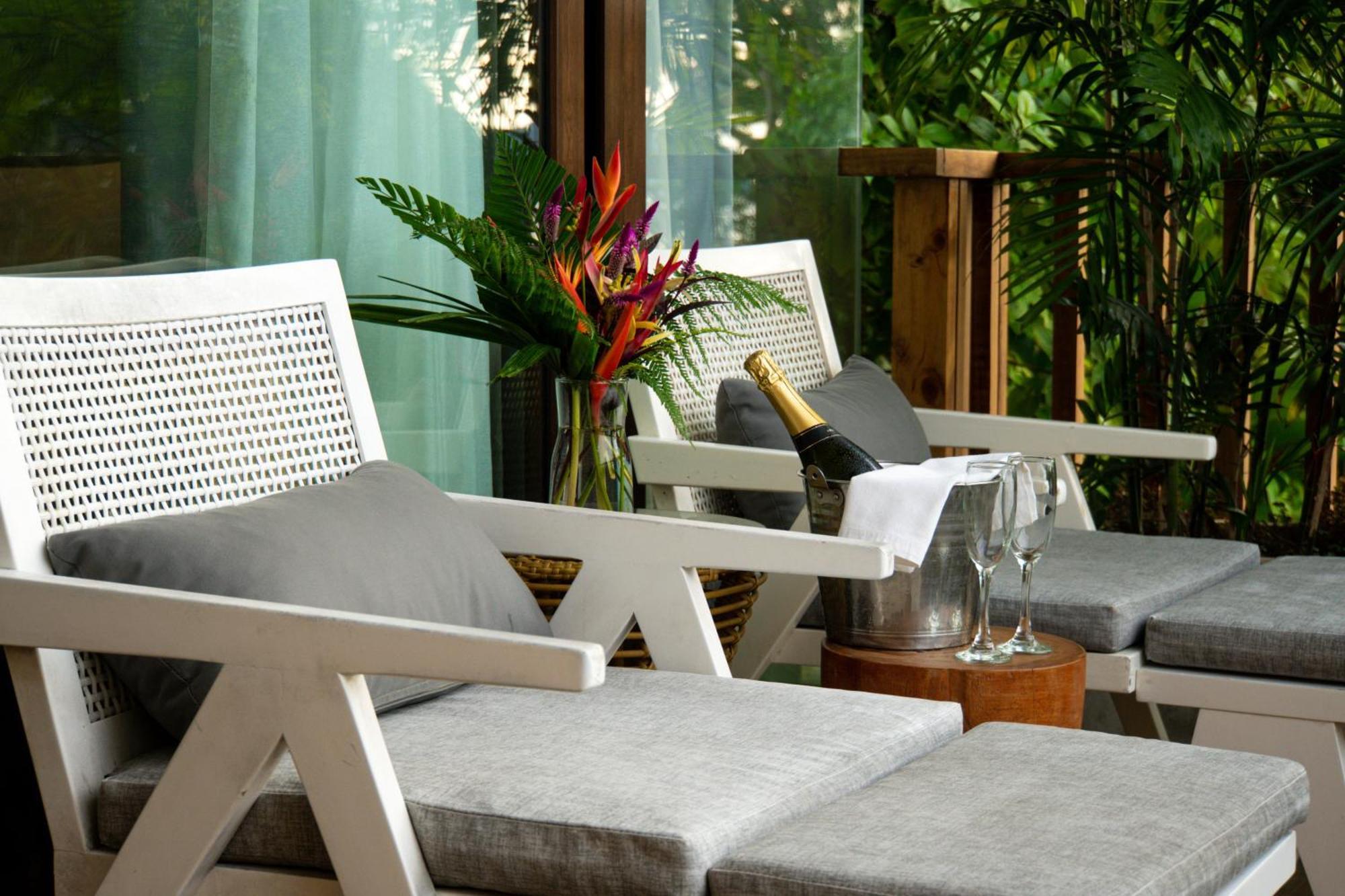Maremegmeg Beach Club El Nido Extérieur photo